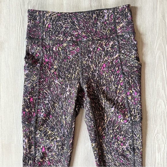 Lululemon Invigorate High-Rise Tight 25" - Picture 5 of 14